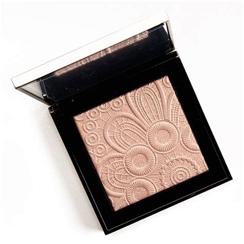 burberry face fresh glow highlighter|burberry rose gold colors.